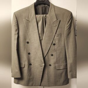 Men's Versini Double-breasted 2 piece suit 40R